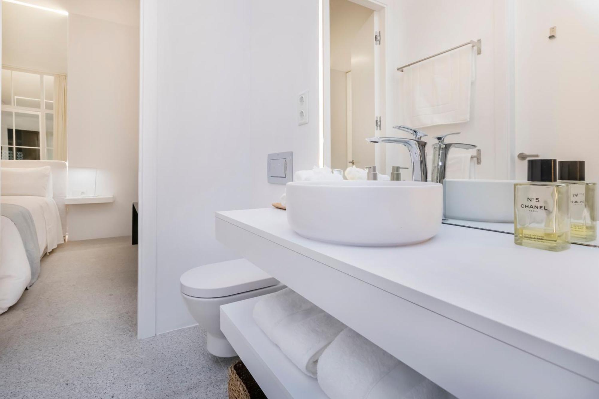 Bhost - Lumiere Suites Cordoue Extérieur photo